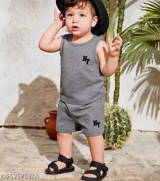 Kids top bottom set