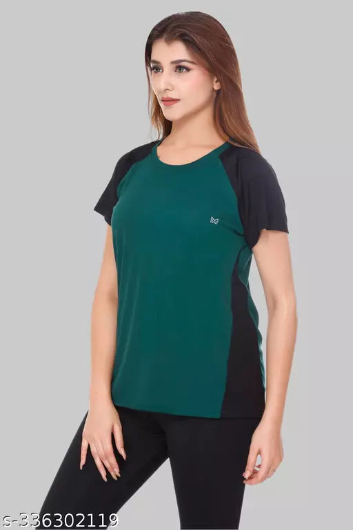 WHITE MOON Women Colorblocked Round Neck