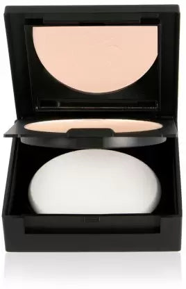 SUGAR Cosmetics Dream Cover SPF15 Mattifying Compact